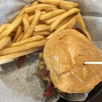 Chubby's Cafe - American Near Me - Saratoga Springs, Utah