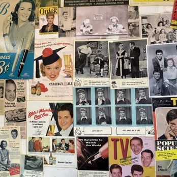 Cafe 50's - Interior - Diners Near Me - Los Angeles, California