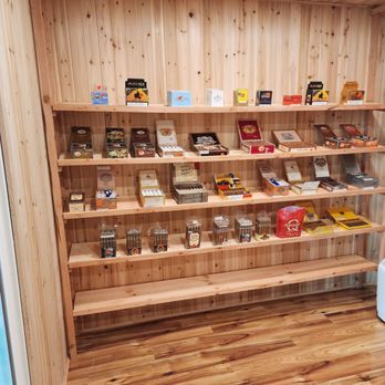 WE VAPE & TOBACCO - Updated May 2026 - 11 Photos - 1490 Dike Access Rd,  Woodland, Washington - Vape Shops