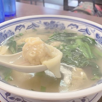Lam's Kitchen - Piping hot wontons soip - Noodles Near Me - Honolulu, Hawaii