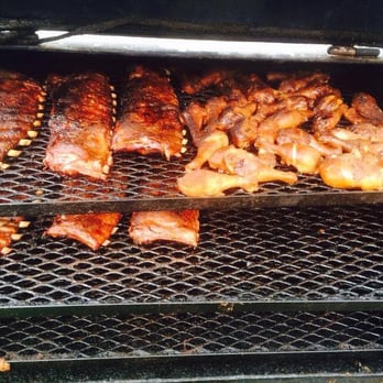 Warhorse Smokers Bbq - ribs on the grill - Food Trucks Near Me - Manassas, Virginia