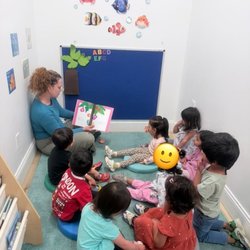 Building Kidz School - Story time, great for language development