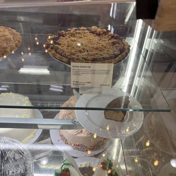 Sweet Lady Jane  - Mixed berry pie I heard is good - Desserts Near Me - Los Angeles, California