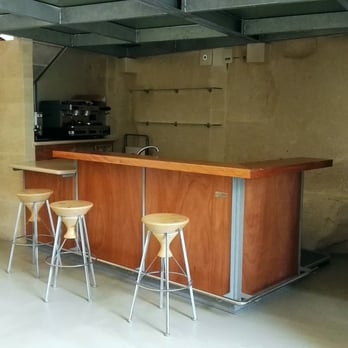 Casa Cava - Bar in allestimento - Cultural Center Near Me - Matera, Montana