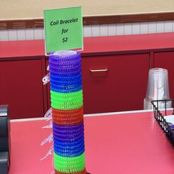 Chuck E. Cheese - Current prices and menu