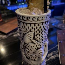 Teddy Roe's - Solid cocktail