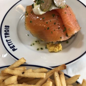 Petit Trois - French Near Me - Sherman Oaks, California Petit Trois - French Near Me - Sherman Oaks, California