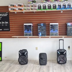 Star Wireless & Smoke Shop