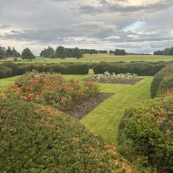 Carton House Hotel - Gardens.