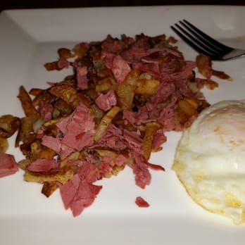 Spanky's Shenanigans - Corned beef hash and over easy egg.  Yumm - Pubs Near Me - Leesburg, Virginia