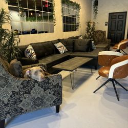 Rootz Kava Lounge - Seating Area