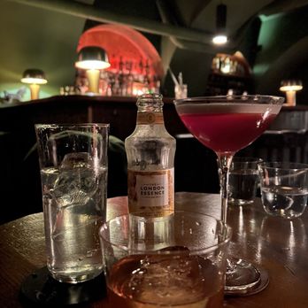Parlour - Bars Near Me - Prague, Puerto Rico