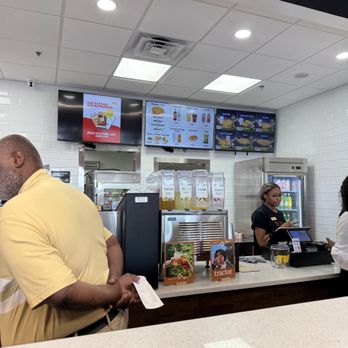 Juici Patties - 2026 June - inside - Bakeries Near Me - Orlando, Florida