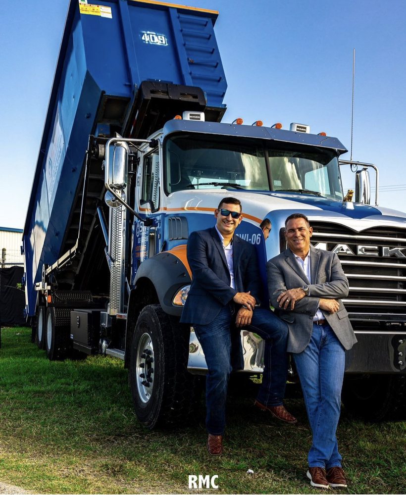 SUPERIOR WASTE INDUSTRIES 6040 Fm 517, Dickinson, Texas Dumpster