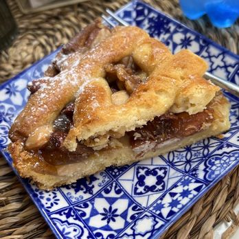 Naama Café - Plum/ almond tart - Cafes Near Me - Bologna, BO Naama Café - Plum/ almond tart - Cafes Near Me - Bologna, BO