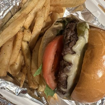 Rufe Snow - Jalapeño burger - Burgers Near Me - Watauga, Texas Rufe Snow - Jalapeño burger - Burgers Near Me - Watauga, Texas