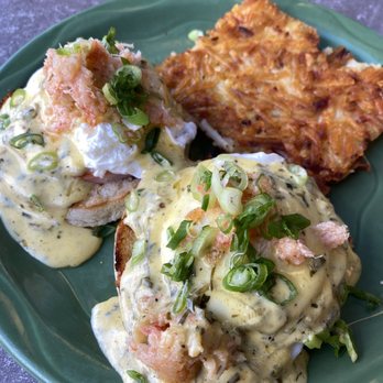 Snow City Cafe - Oscar style Eggs Benedict - Breakfast & Brunch Near Me - Anchorage, Alaska Snow City Cafe - Oscar style Eggs Benedict - Breakfast & Brunch Near Me - Anchorage, Alaska