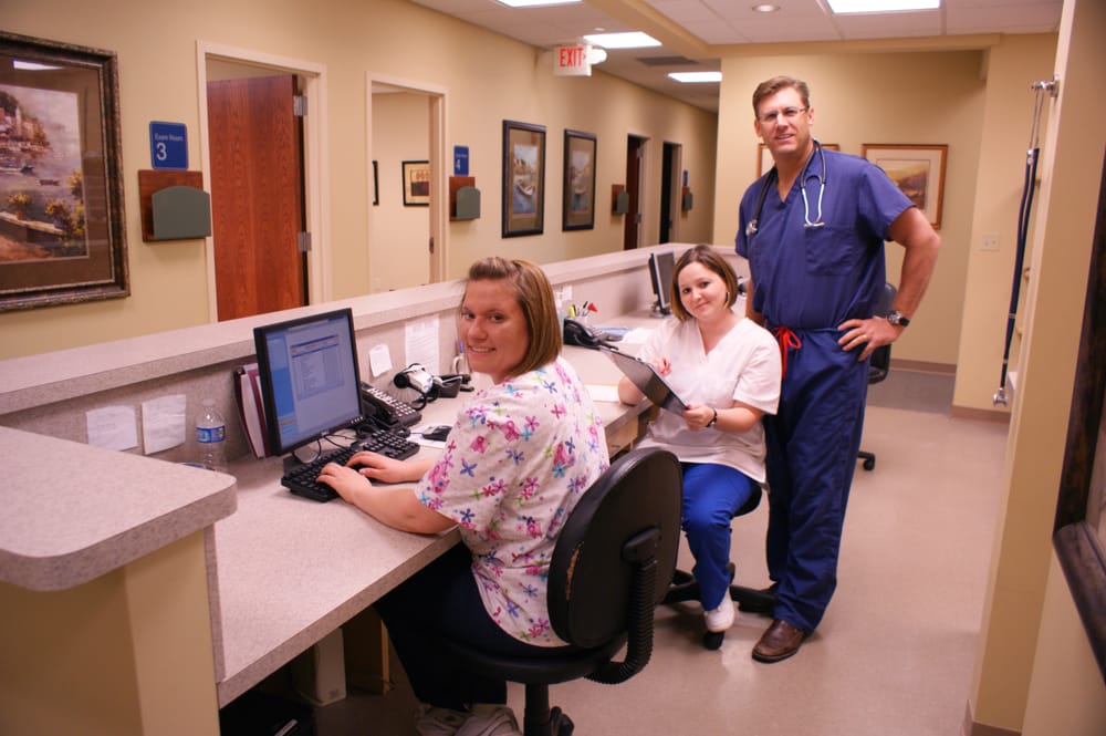 RIVERS BEND URGENT CARE Updated August 2024 25 Reviews 87 E US