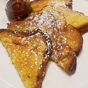 Pond House Cafe - Creme brulee french toast - Cafes Near Me - West Hartford, Connecticut Pond House Cafe - Creme brulee french toast - Cafes Near Me - West Hartford, Connecticut