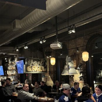 The Loose Moose - Sports Bars Near Me - Toronto, Ontario