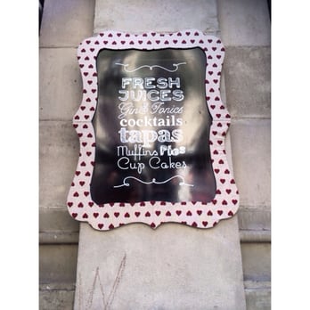 Chic&Basic Born - Perfect for a girl like me. - Hotels Near Me - Barcelona, B