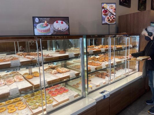 Paris Baguette by null