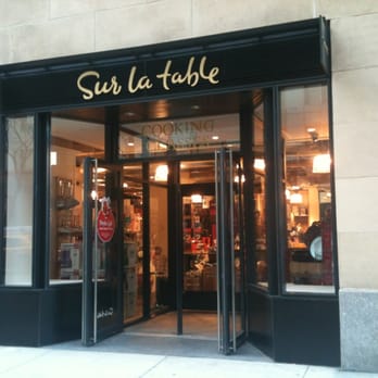 Sur La Table - Store front - Kitchen Supplies Near Me - New York, New York