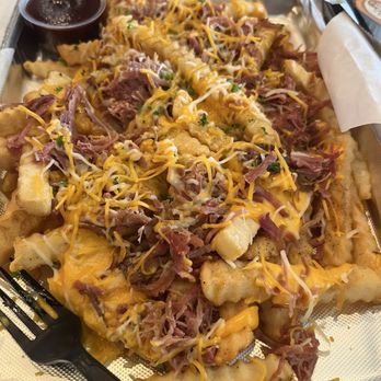 Stuff My Turkey - Turkey Smothered Fries 5/10, the pulled pieces of turkey wasn't that seasoned - Chicken Wings Near Me - Las Vegas, Nevada Stuff My Turkey - Turkey Smothered Fries 5/10, the pulled pieces of turkey wasn't that seasoned - Chicken Wings Near Me - Las Vegas, Nevada