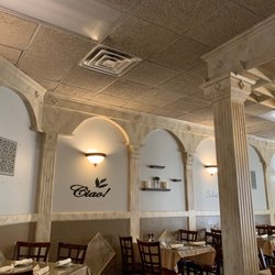 Marcello's - Dining area
