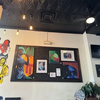 Urban Hang Suite - Cool Local Art - Coffee & Tea Near Me - Richmond, Virginia