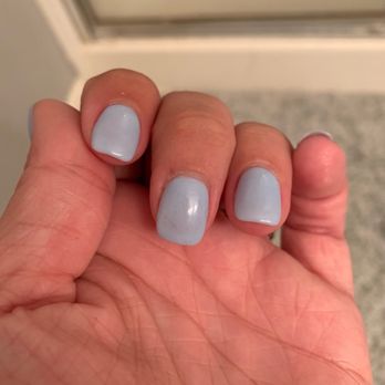 Classic Nails - Crack in middle finger on left hand - Nail Salons Near Me - Canal Winchester, Ohio