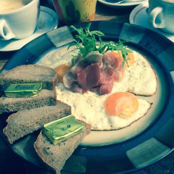 Jungle Cafe - Fried eggs and bacon - Cafes Near Me - Galway, G Jungle Cafe - Fried eggs and bacon - Cafes Near Me - Galway, G