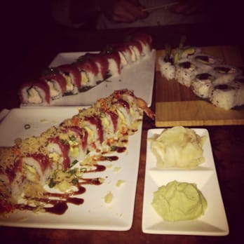 The Dolphin - Sushi at dolphin fish market delicious - Seafood Markets Near Me - Hanalei, Hawaii