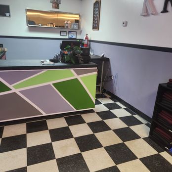 Kramer's Grill - a checkered floor and a checkered counter - Chicken Wings Near Me - Archbald, Pennsylvania Kramer's Grill - a checkered floor and a checkered counter - Chicken Wings Near Me - Archbald, Pennsylvania