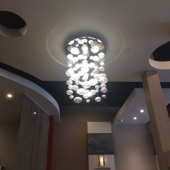 Citris Nail Spa - Chandelier reminds me of the jelly fish tank at Oregon Aquarium - love it! - Nail Salons Near Me - Houston, Texas