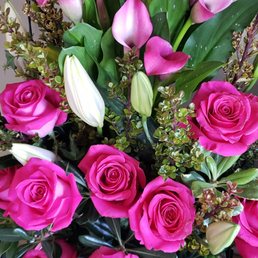 Beautiful, Contemporary Arrangement. Beautiful, Contemporary Arrangement.