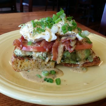 Dash Cafe - Eggs benedict with bacon! - Coffee & Tea Near Me - Brighton, Massachusetts