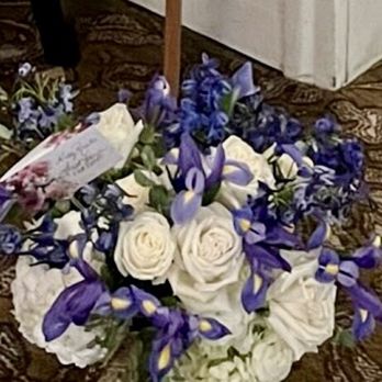 Carina Floral - Premium Breath Of Fresh Air By Bloomnation - Wedding Planning Near Me - Covina, California