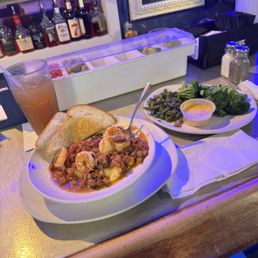 Shrimp & Grits, Broccoli & Cheese, Green Beans, Arnold Palmer Shrimp & Grits, Broccoli & Cheese, Green Beans, Arnold Palmer