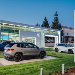 Sunnyvale Volkswagen - 1025 E El Camino real Sunnyvale