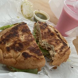 Torta with green sauce with a refreshing strawberry gelatin drink. Torta with green sauce with a refreshing strawberry gelatin drink.