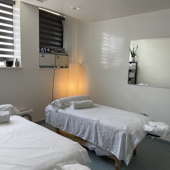 Float Oasis - Couples massage - Float Spa Near Me - Brookfield, Wisconsin