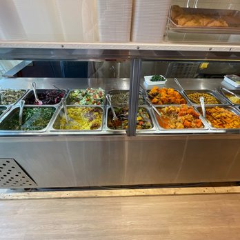 Delina Restaurant - Plate options - Middle Eastern Near Me - Toronto, Ontario