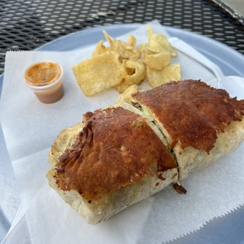 Taqueria Los Cunados - Steak Burrito - Food Trucks Near Me - Cincinnati, Ohio Taqueria Los Cunados - Steak Burrito - Food Trucks Near Me - Cincinnati, Ohio