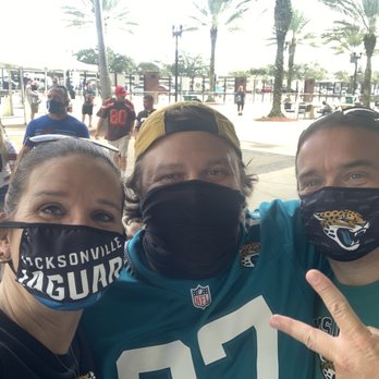 EverBank Stadium - Masked up and ready for the Jags vs Browns! - Stadiums & Arenas Near Me - Jacksonville, Florida EverBank Stadium - Masked up and ready for the Jags vs Browns! - Stadiums & Arenas Near Me - Jacksonville, Florida