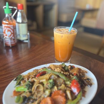 Phoumy Thai Cuisine - Phad Kee Mao - Thai Near Me - Walla Walla, Washington Phoumy Thai Cuisine - Phad Kee Mao - Thai Near Me - Walla Walla, Washington