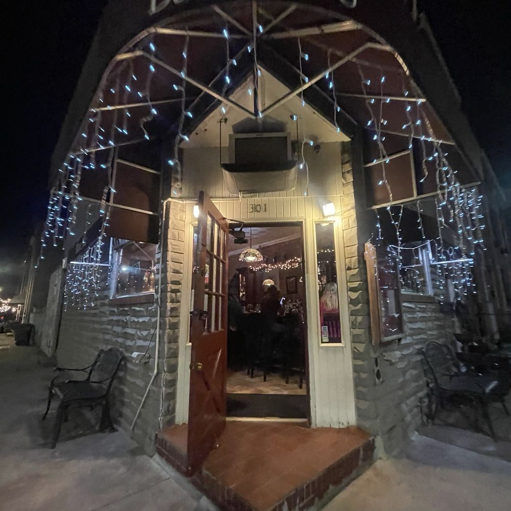 Amadeo's - Entrance to Osteria - Italian Near Me - Baltimore, Maryland
