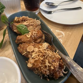 Ari's Thai Eatery - Ari's Chicken Wings - Thai Near Me - Azusa, California Ari's Thai Eatery - Ari's Chicken Wings - Thai Near Me - Azusa, California