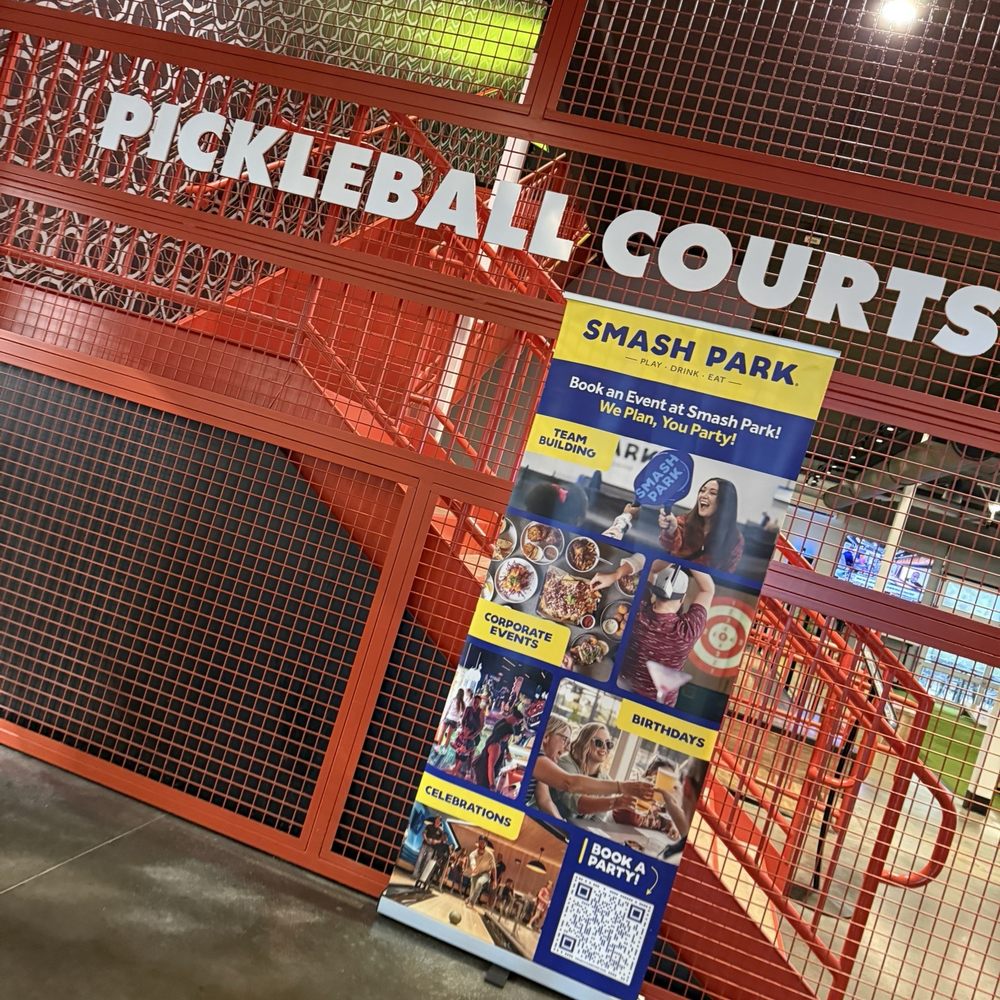 Smash Park Roseville - Pickleball Near Me - Roseville, Minnesota Smash Park Roseville - Pickleball Near Me - Roseville, Minnesota