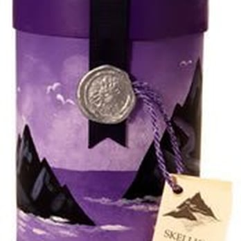 Skelligs Chocolate - Hand-painted gift box - Chocolatiers & Shops Near Me - Ballinskelligs, Kentucky